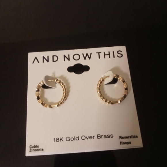 18K Gold Plated Reversible Hoop Earrings - Picture 5 of 5